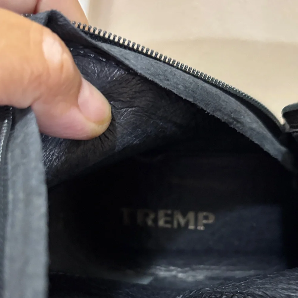 TREMP Elegant Black Leather Women's Boots